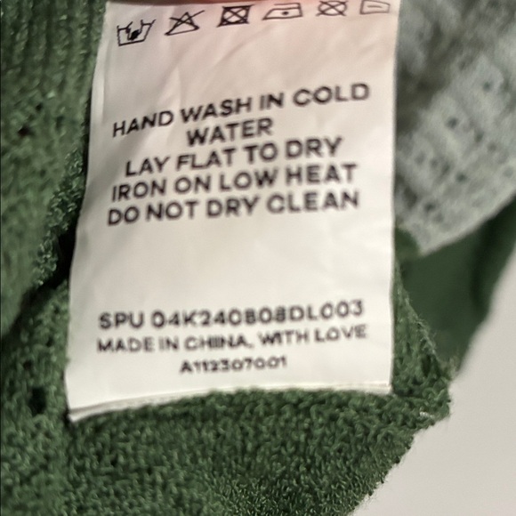 Bloomchic Color Block Sweater - Picture 7 of 8